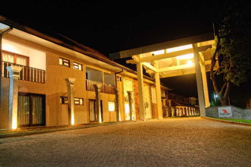 Rajarata Hotel Anuradhapura Exterior photo